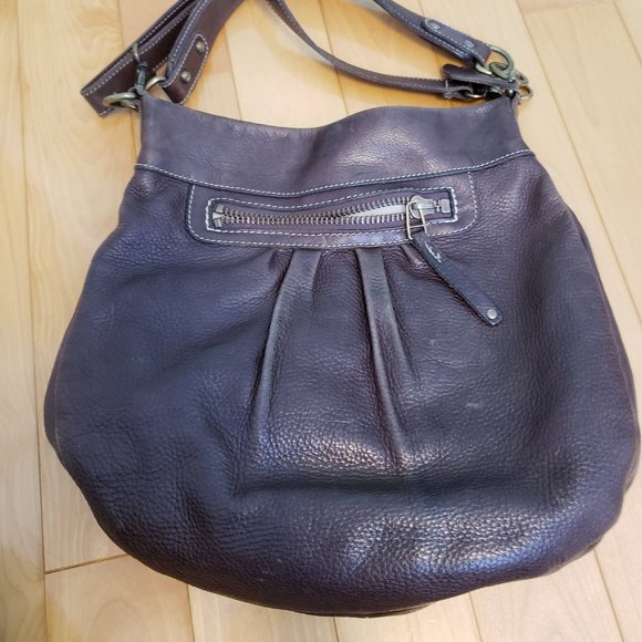 EUC Brown leather Roots shoulder/crossbody - Picture 3 of 5